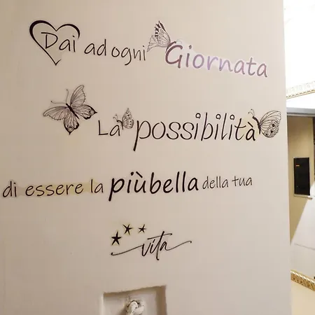 Ynh Mono Sancarlo Egyptian Museum Piazza San Carlo Апартаменты *